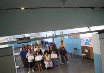 La escuela partida en la que sólo hubo 2 días de clases La escuela partida en la que sólo hubo 2 días de clases
