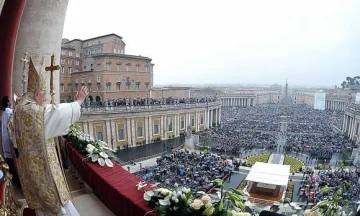 Insólita defensa al Papa por casos de pedofilia Insólita defensa al Papa por casos de pedofilia