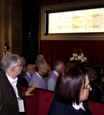 Luego de 10 años exhiben en Italia el Santo Sudario Luego de 10 años exhiben en Italia el Santo Sudario