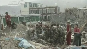 Hay 589 muertos y más de 8.000 heridos por el terremoto en China Hay 589 muertos y más de 8.000 heridos por el terremoto en China