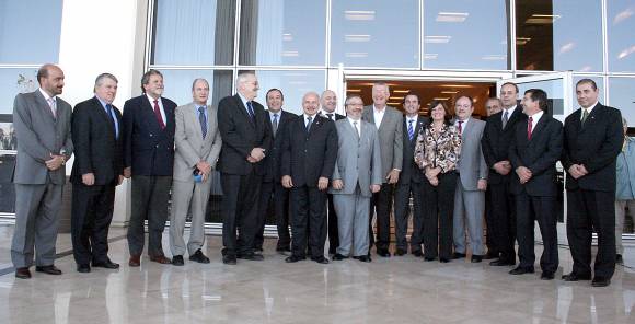 Gioja y la reivindicación a la gestión kirchnerista Gioja y la reivindicación a la gestión kirchnerista