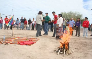 Un ritual huarpe para 600 aborígenes de todo el país Un ritual huarpe para 600 aborígenes de todo el país