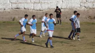 Colola quiere repetir historia Colola quiere repetir historia