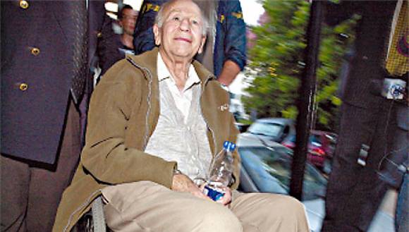 Murió el líder de la Colonia Dignidad Murió el líder de la Colonia Dignidad