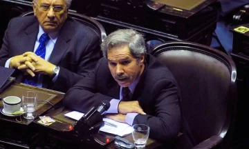 Solá se baja de las internas peronistas Solá se baja de las internas peronistas