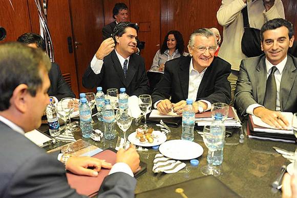 Apoyo de gobernadores al fondo de equidad social Apoyo de gobernadores al fondo de equidad social