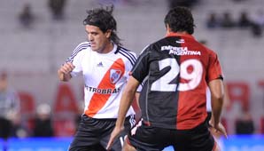 River perdió con Newells y sumó su cuarta derrota consecutiva River perdió con Newells y sumó su cuarta derrota consecutiva