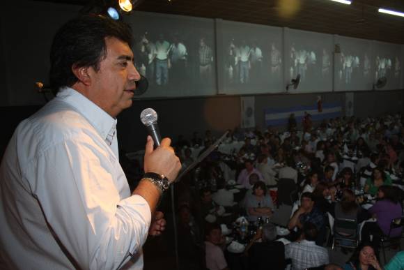 Un ni de la CGT con Gioja Un ni de la CGT con Gioja