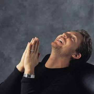 Un aplauso para “El Chueco” Un aplauso para “El Chueco”