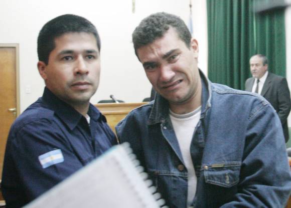 Crimen de Tello: Sorpresa por la libertad del acusado Crimen de Tello: Sorpresa por la libertad del acusado