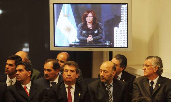 Deuda: San Juan ahorrará hasta $14 millones por mes Deuda: San Juan ahorrará hasta $14 millones por mes