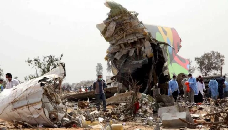 Se estrelló un avión en Libia: un niño es el único sobreviviente Se estrelló un avión en Libia: un niño es el único sobreviviente