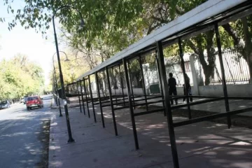 Dicen que en 20 días abren el paseo de los artesanos Dicen que en 20 días abren el paseo de los artesanos