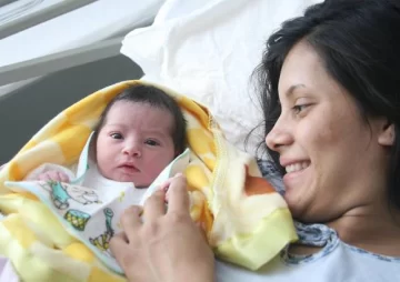 El primer bebé del Bicentenario es precisamente de 25 de Mayo El primer bebé del Bicentenario es precisamente de 25 de Mayo