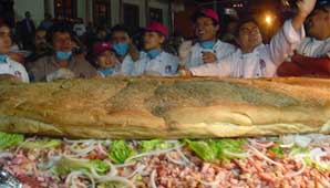 La hamburguesa más grande del mundo La hamburguesa más grande del mundo