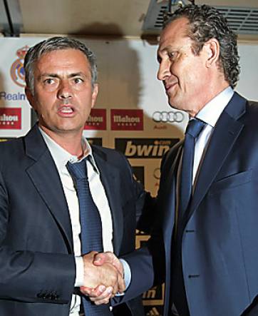 Mourinho ya es el técnico Mourinho ya es el técnico