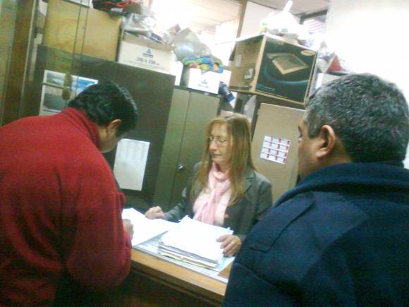 Abusó de su hija hasta corromperla Abusó de su hija hasta corromperla