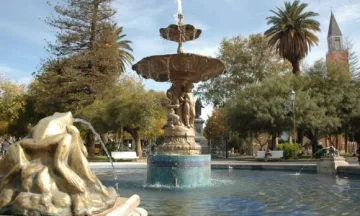 De 10 fuentes céntricas, sólo 1 está funcionando De 10 fuentes céntricas, sólo 1 está funcionando