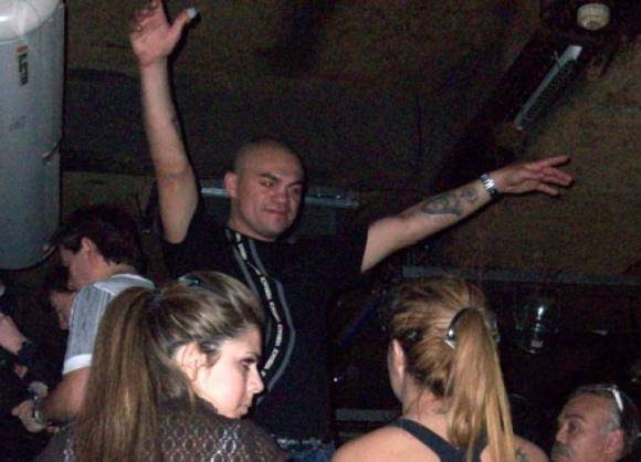 Las polémicas fotos de la Hiena Las polémicas fotos de la Hiena