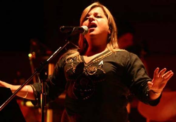 Con los ojos del amor Con los ojos del amor