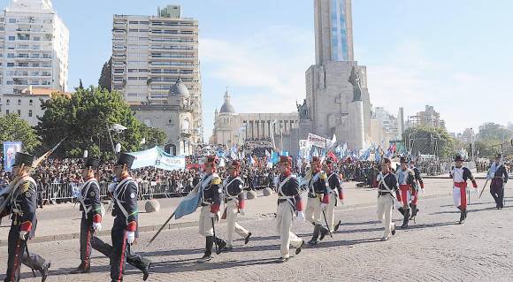 Rosario se vistió de gala por el Día de la Bandera Rosario se vistió de gala por el Día de la Bandera
