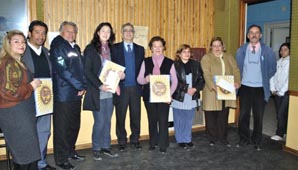Radio Sarmiento entregó otra computadora a una escuela Radio Sarmiento entregó otra computadora a una escuela