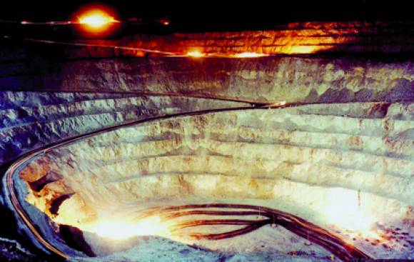 Usan regalías para pagar los aguinaldos Usan regalías para pagar los aguinaldos