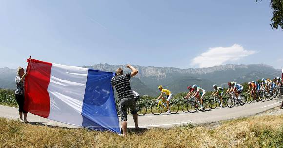 Schleck sigue liderando Schleck sigue liderando