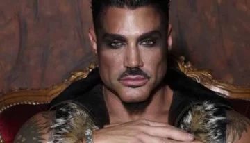 Insultado en el teatro Insultado en el teatro