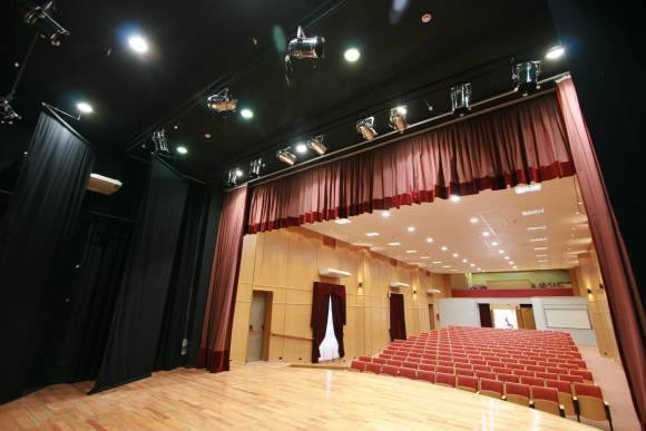 Albardón estrena teatro y cine con cuatro tenores Albardón estrena teatro y cine con cuatro tenores