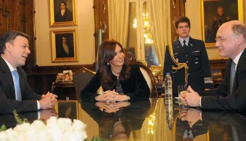 Cristina mantuvo un encuentro con el presidente electo de Colombia Cristina mantuvo un encuentro con el presidente electo de Colombia