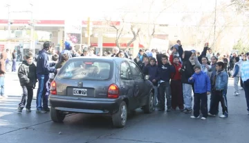 Se quedaron sin entradas para “100% Lucha” y cortaron calles Se quedaron sin entradas para “100% Lucha” y cortaron calles