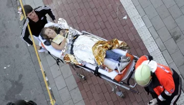 Love parade trágica: 15 muertos y más de 100 heridos en estampida Love parade trágica: 15 muertos y más de 100 heridos en estampida