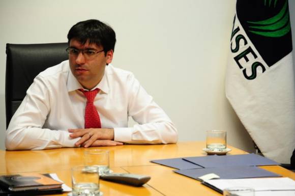 Bossio tildó a la oposición de “imprudente” por el 82% Bossio tildó a la oposición de “imprudente” por el 82%