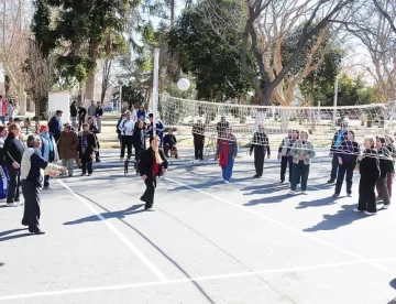 Newcom, vóley a la medida de los jubilados Newcom, vóley a la medida de los jubilados