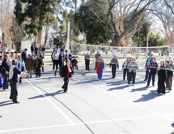 Newcom, vóley a la medida de los jubilados Newcom, vóley a la medida de los jubilados