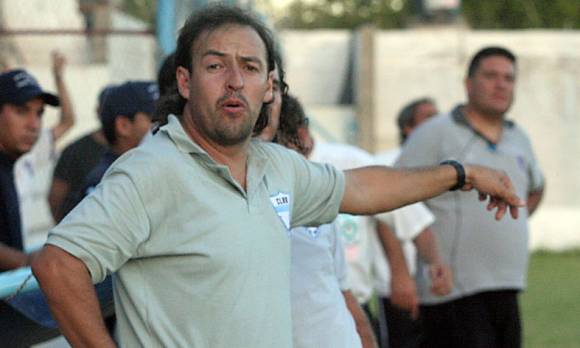 Villegas, al frente Villegas, al frente