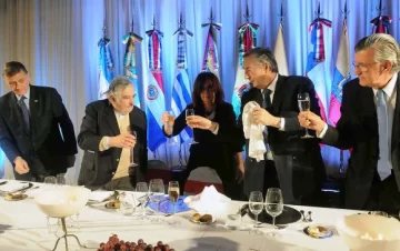 La cena de gala fue una gran vidriera sanjuanina La cena de gala fue una gran vidriera sanjuanina