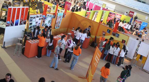 Histórico aumento de alumnos por la minería Histórico aumento de alumnos por la minería