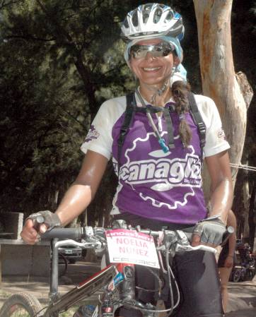 Cita en cerros de Tucumán Cita en cerros de Tucumán