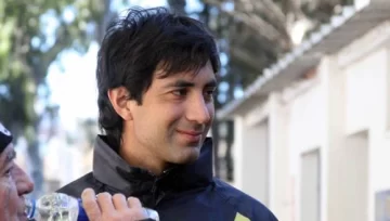 El Argentino A tiene letras mayúsculas El Argentino A tiene letras mayúsculas