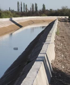 Por la crisis hídrica, 25% menos de agua en canales Por la crisis hídrica, 25% menos de agua en canales