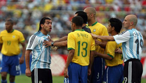 Argentina y Brasil jugarán en noviembre un partido amistoso Argentina y Brasil jugarán en noviembre un partido amistoso