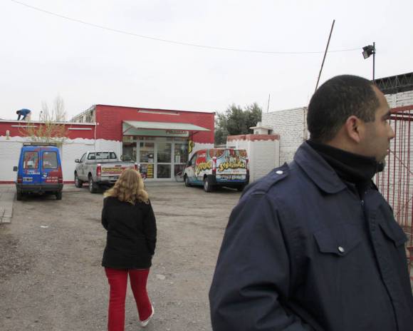 Un ladrón fue filmado en pleno robo en un negocio Un ladrón fue filmado en pleno robo en un negocio