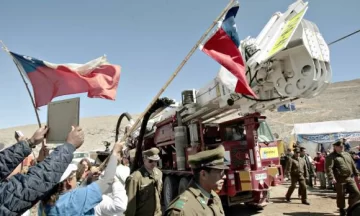 Plan B: “La milagrosa”, en la mina Plan B: “La milagrosa”, en la mina