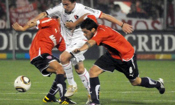 El Rojo continúa sin poder triunfar El Rojo continúa sin poder triunfar