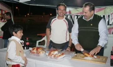 Entre mote y chicharrón Entre mote y chicharrón