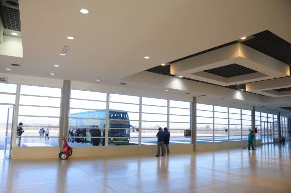 Terminal de Caucete: a un mes, sigue casi vacía Terminal de Caucete: a un mes, sigue casi vacía