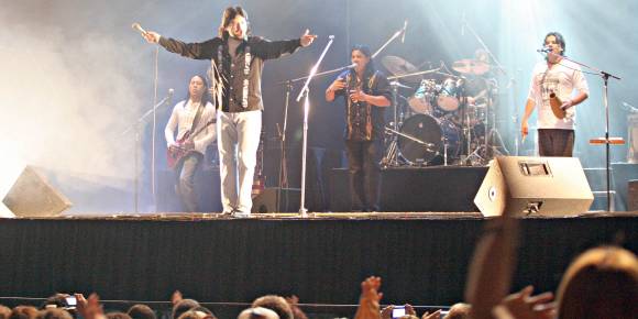 Las madres “enrojecieron” Las madres “enrojecieron”