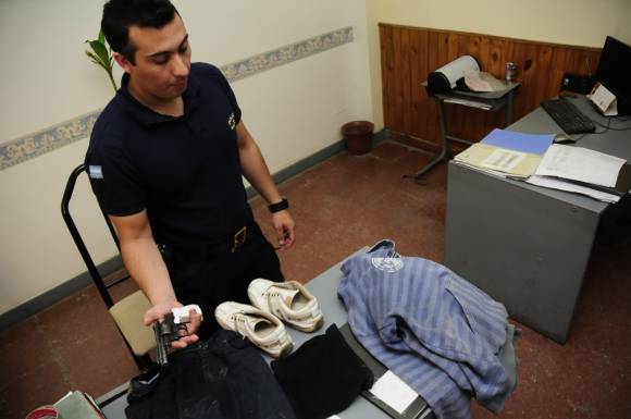 Asaltante de 15 años Asaltante de 15 años